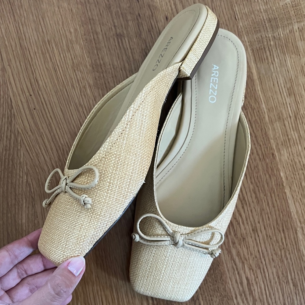 Arezzo Jordyn Flat Mule